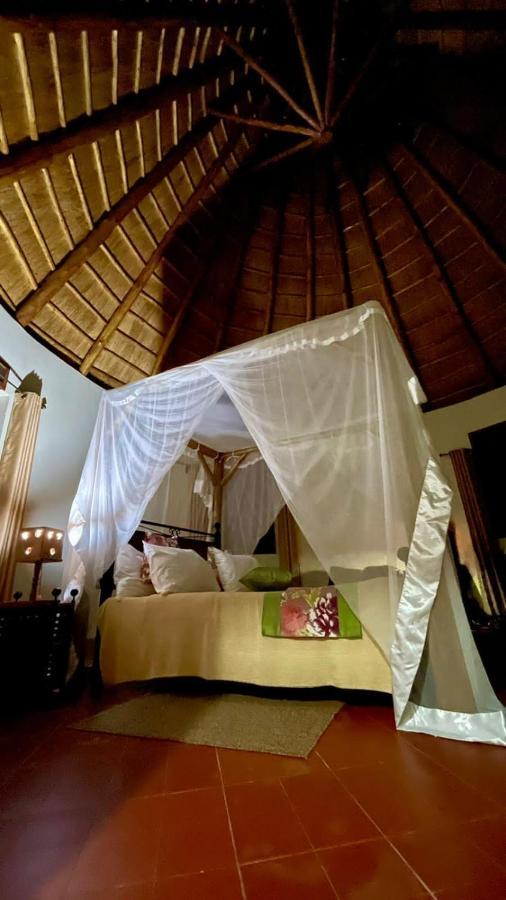 Kibale Guest Cottages Fort Portal Экстерьер фото